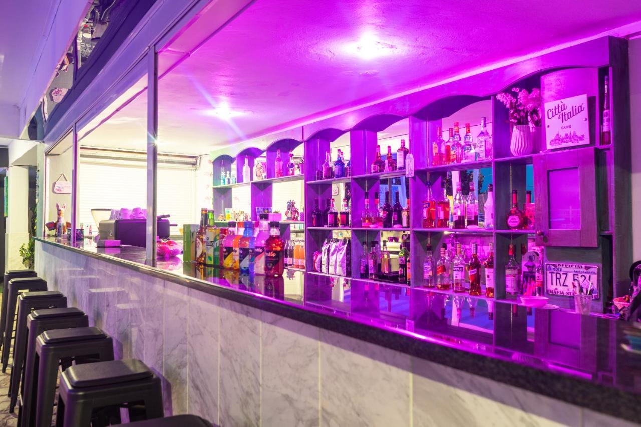 Tropicana Inn ニドリ エクステリア 写真