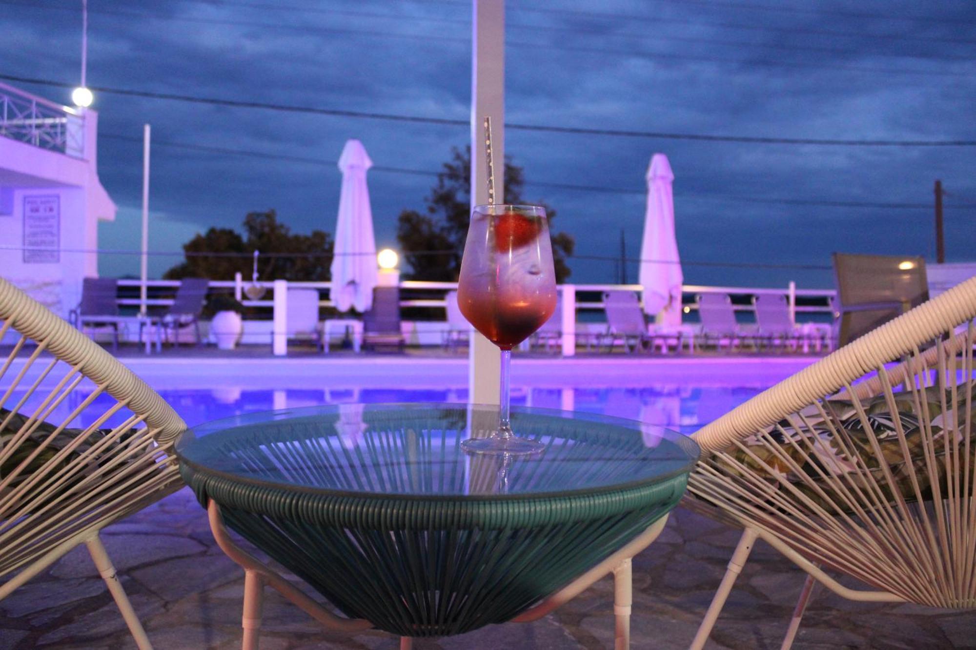 Tropicana Inn ニドリ エクステリア 写真